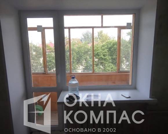 Фото объекта Остекление балконного блока с глухим окном в Нижнем Новгороде.